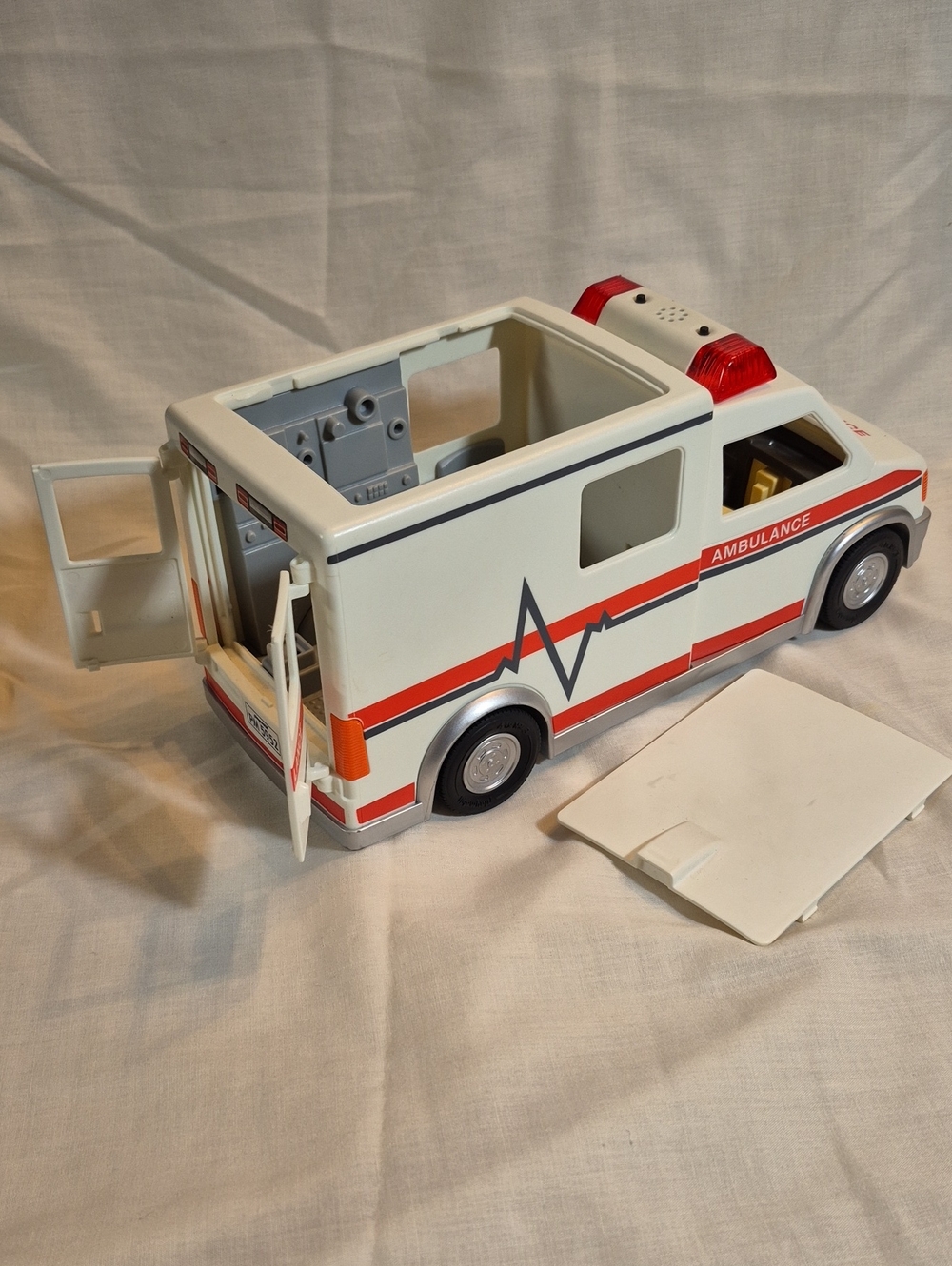 Three Playmobile Rescue Vehicles - Picture 7 of 12